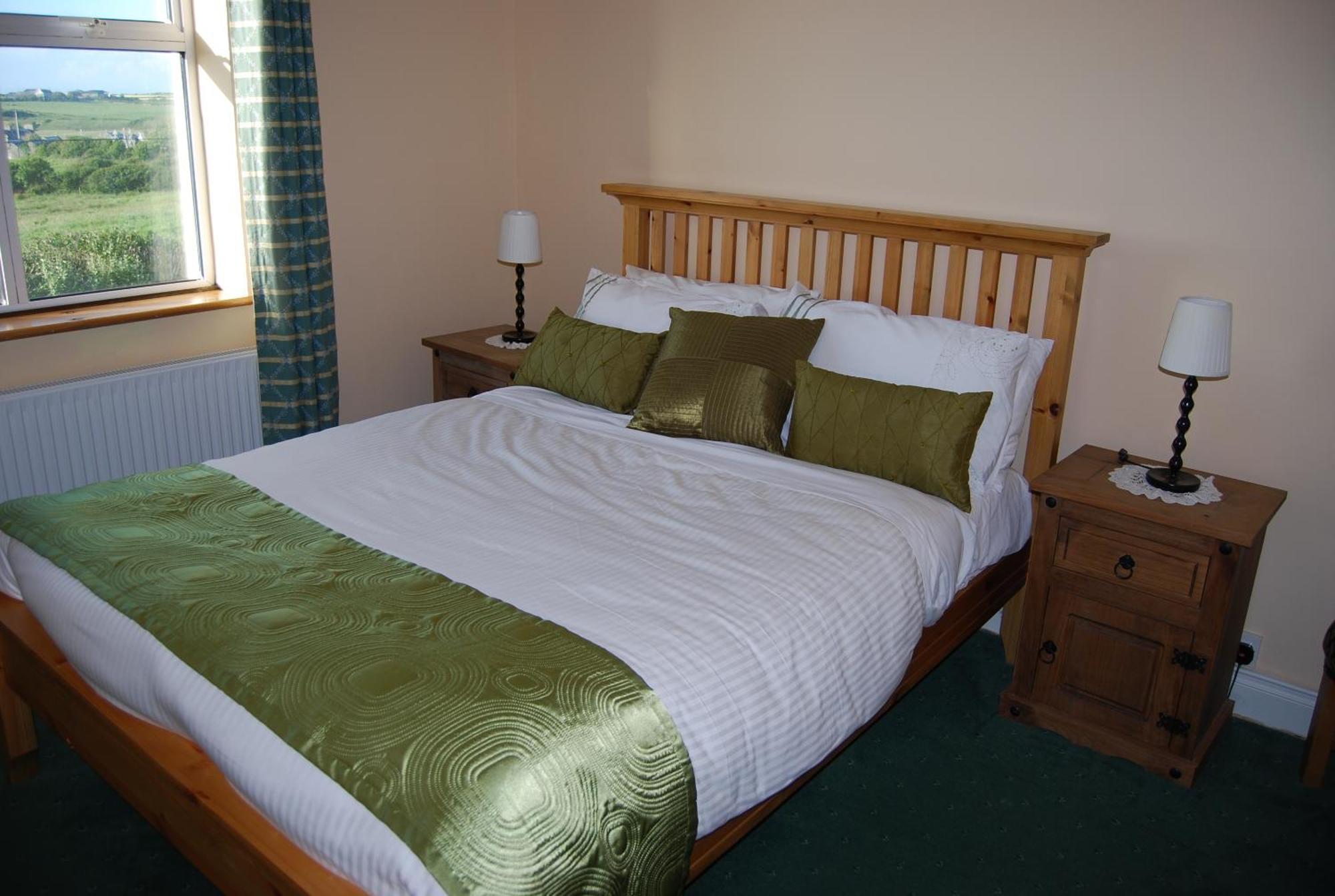 Clonmore Lodge B&B Quilty Esterno foto