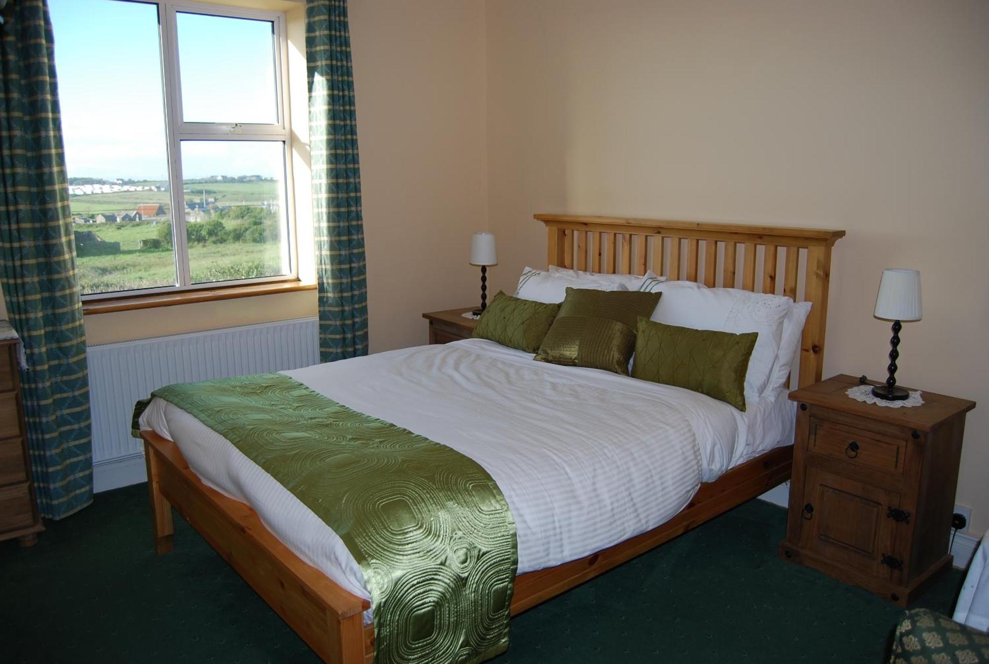 Clonmore Lodge B&B Quilty Esterno foto